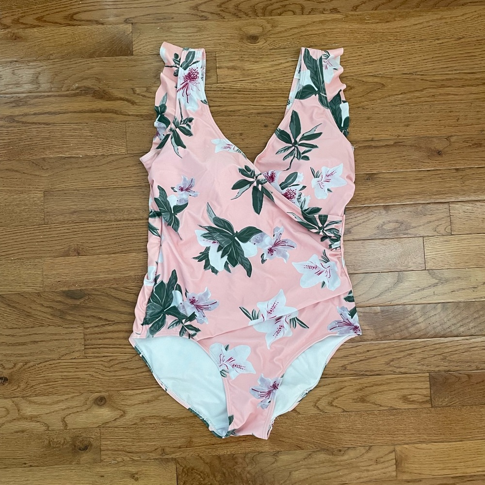 ROOLEE One-Piece Swimsuit – Lily Peach Floral with Ruffle Sleeves